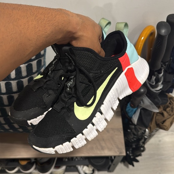 2020Nike Wmns Free Metcon 3 'Glacier Ice Crimson' - Picture 6 of 10